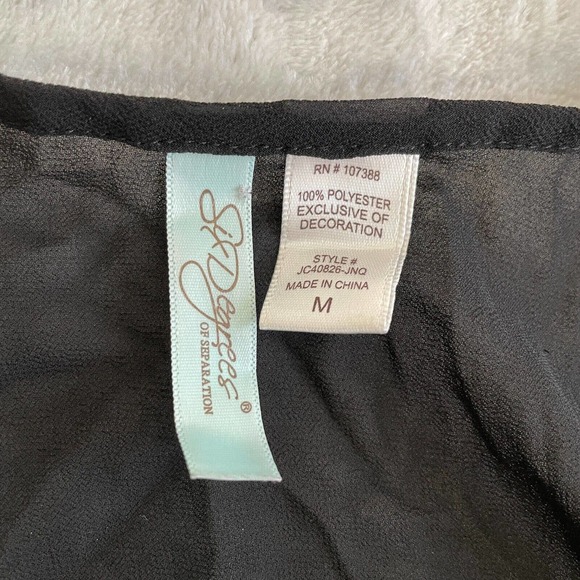 Six‎ Degrees of Separation Bedazzled Tank Women's Medium Black *MINOR DAMAGE* - Picture 3 of 5